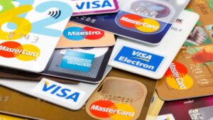 I sistemi di pagamento: le carte di credito e di debito in Italia