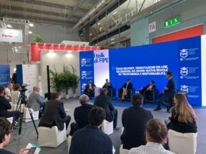 HOST – Talk “Food delivery, prenotazioni on-line, recensioni, no show: nuove regole su trasparenza e responsabilità” – il video